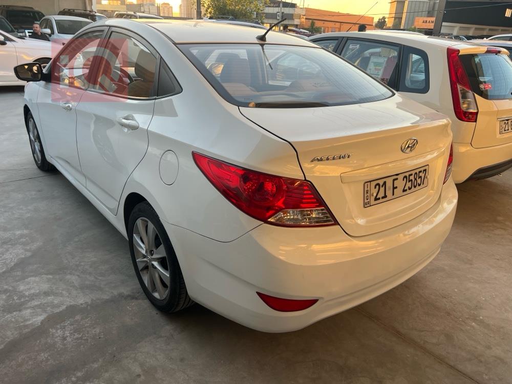 هیۆندای ئەکسنت